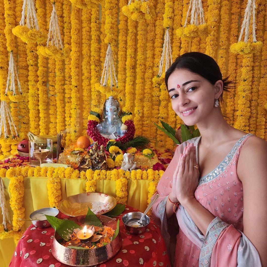 Ananya Panday, the rising star of Bollywood, celebrated Ganesh Chaturthi with immense enthusiasm. She took to social media to share the joy of bringing Lord Ganesha into her home. 